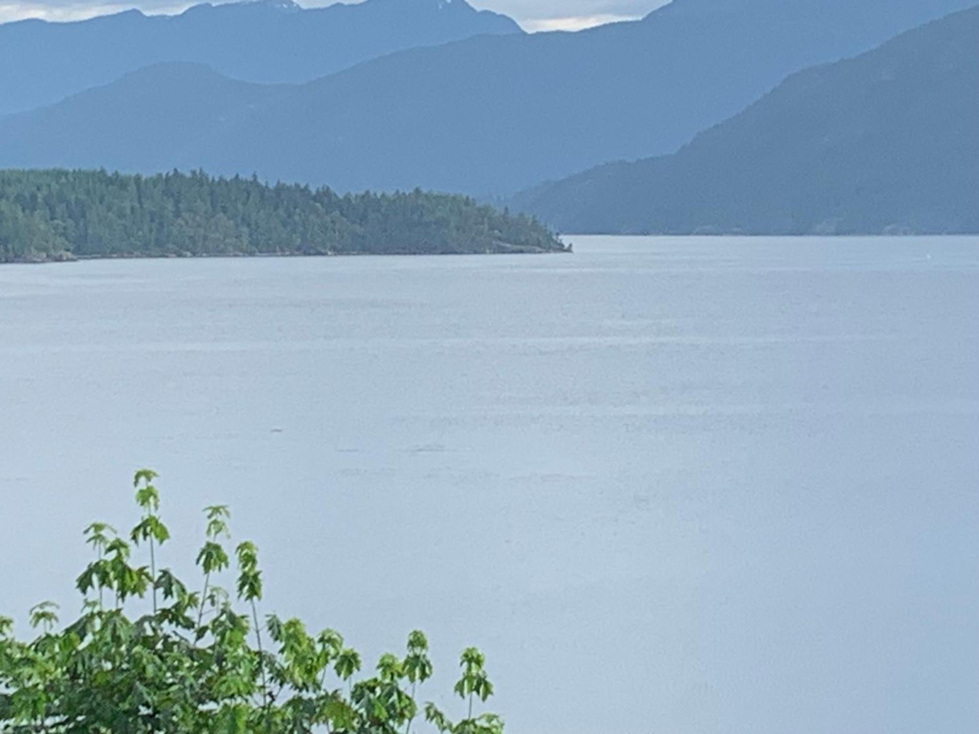 Shoreside Private Room Sechelt Buitenkant foto